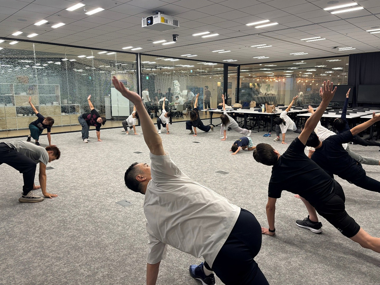 SAP JAPAN様にてストレッチセミナーを開催しました